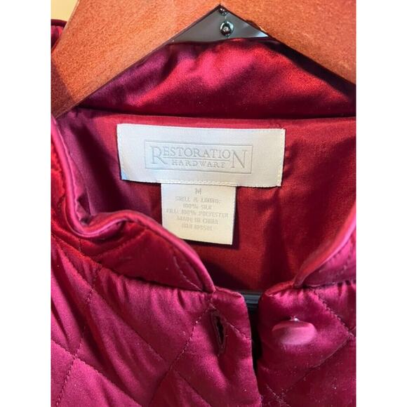 Restoration Hardware quilted Silk womens jacket Silk Burgundy size M - Picture 3 of 8